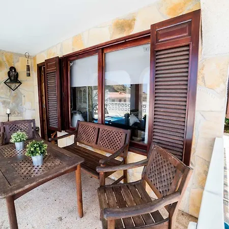 La Favorita Nyaraló *